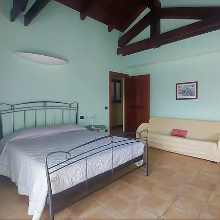 בית נופש Casa Pier Castagnole delle Lanze